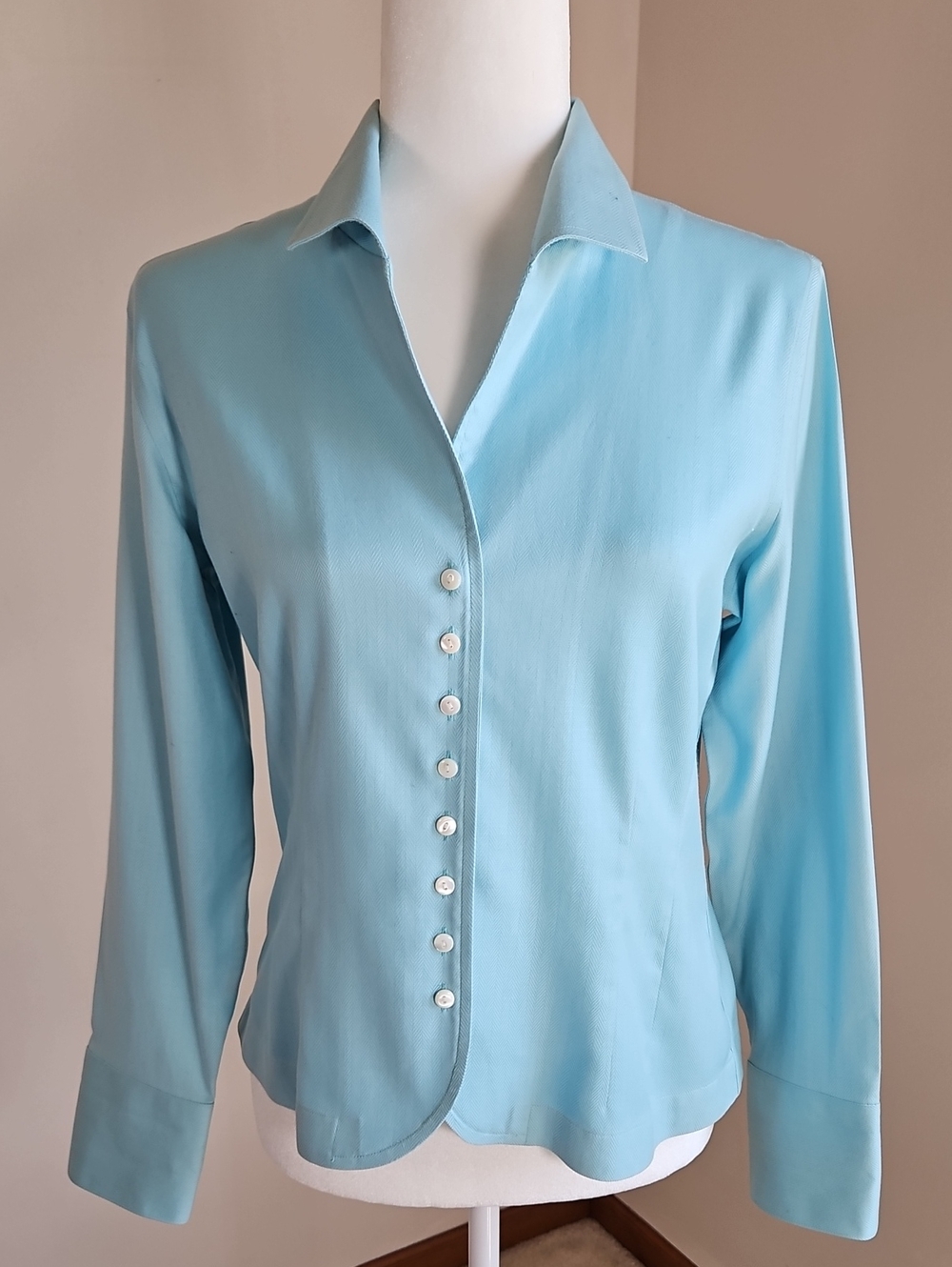 Talbots Vintage 10P Wrinkle Resistant Stretch Button Up Blue Tailored Career